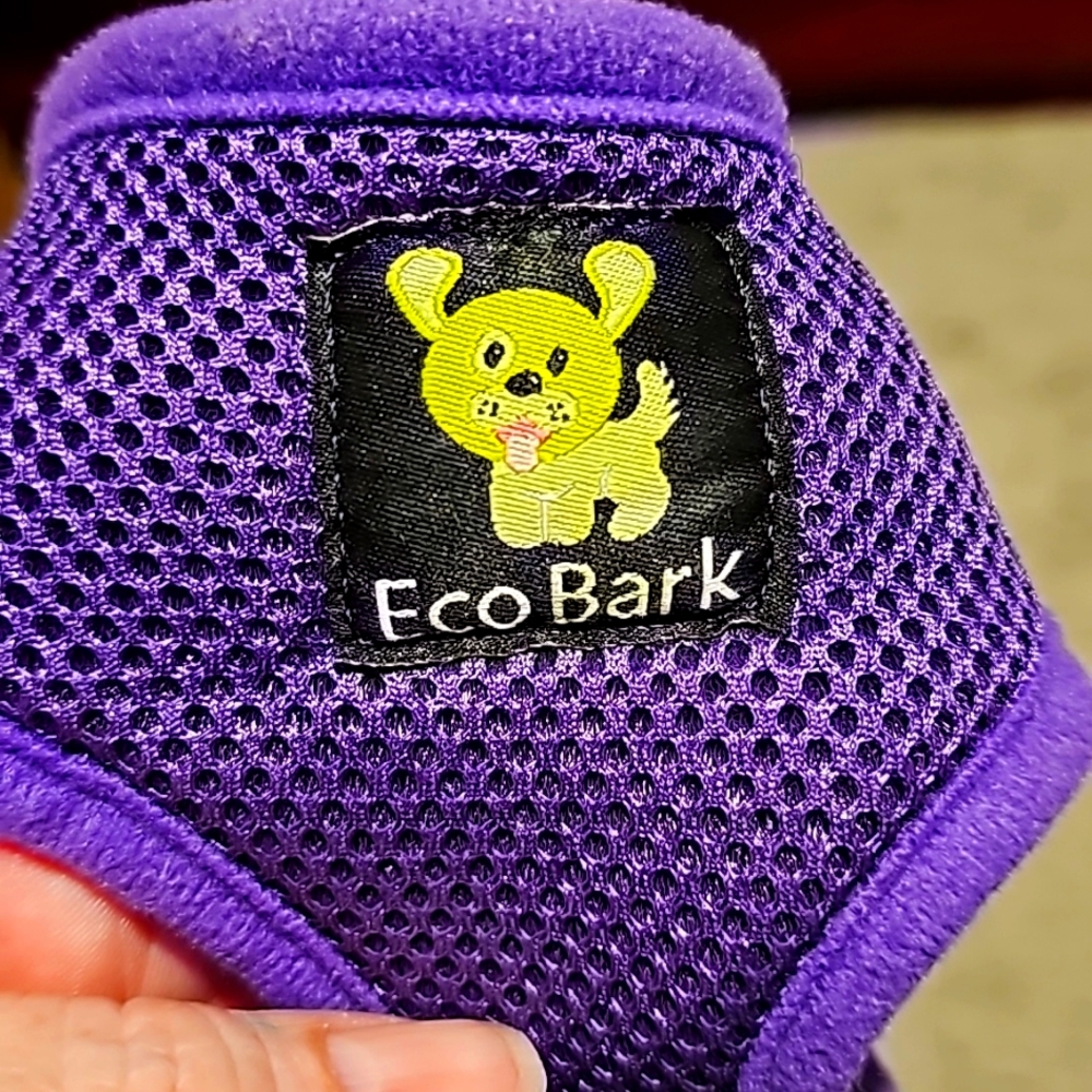 1 Small Dog Harness. Gently Used.